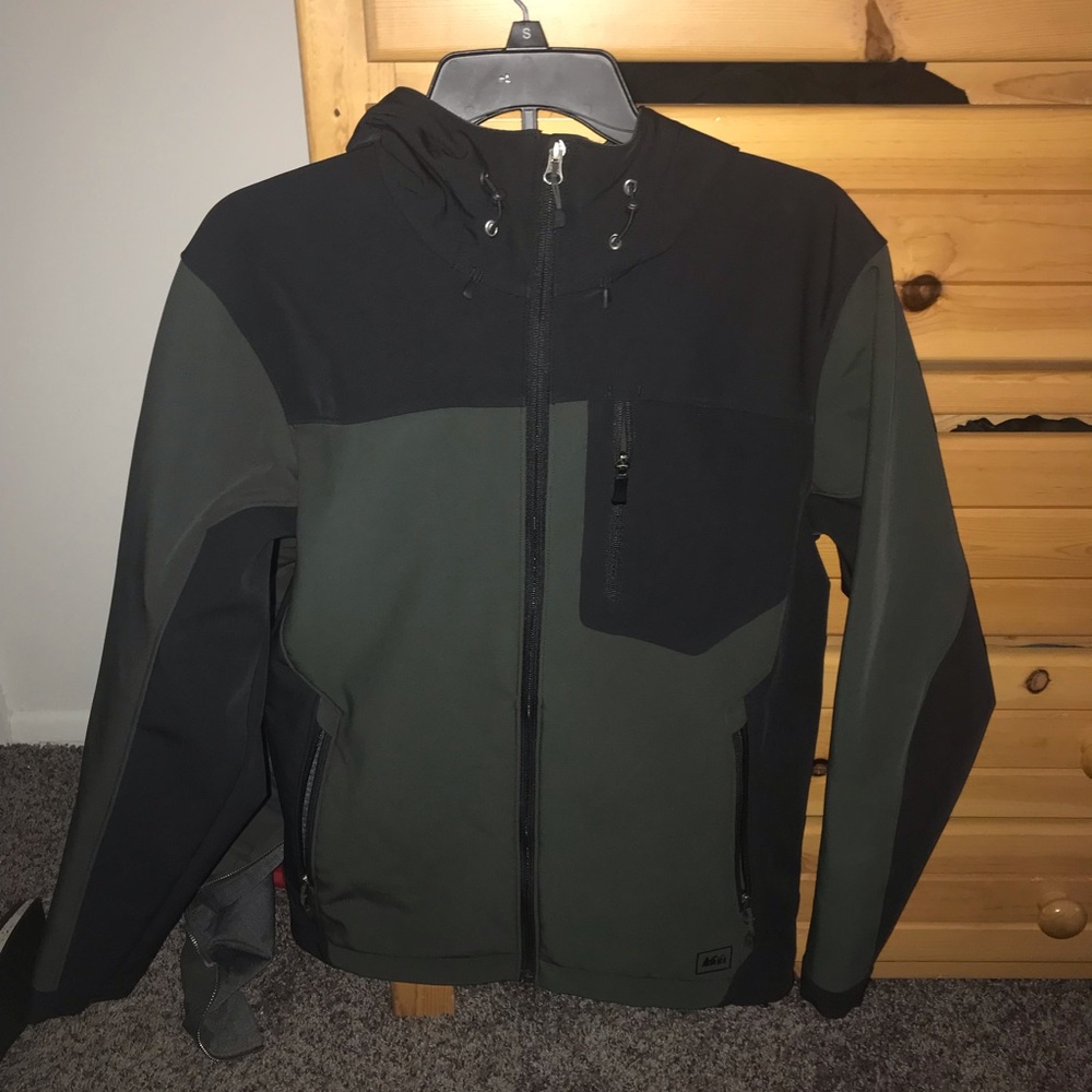 REI Men’s Jacket